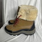 Clarks  Mazlyn Arctic Womens Sz 7.5 Duck Boots Brown Insulated Faux Fur Photo 2