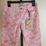 Hot Kiss  Pink Printed Floral Capri Jeans Size 3 Photo 5