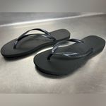 Havianas Women’s Black Flip Flops Photo 1