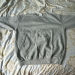 Girls Gray nike crewneck sweatshirt Size L Photo 0