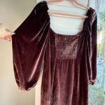 Aritzia  Wilfred Novella Velvet Puff Sleeve Mini Dress in Truffle Brown size 6 Photo 6