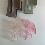 Urban Outfitters Set of 4 Claw Hair Clips Photo 2