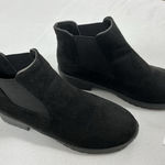 Womans Pullon Booties Eu 40 Us 9.5/10 Black Elastic Ankle Flat Heel Round Toe Photo 0