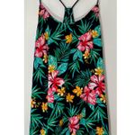 No Boundaries  Tropical Hibiscus Flora Sleeveless Top  Photo 14