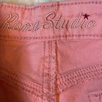 Roma Studio Women’s Pink Jean Cargo Style Shorts Sz 6 Photo 3