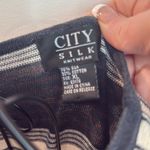 City silk knitwear short sleeve sweater Blue Size XL Photo 2