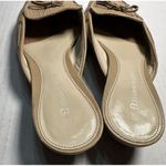 Etienne Aigner Walton Mules Beige Leather Round Apron Toe Low Heel Shoes Sz 9.5M Photo 4