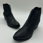 Journee Collection  Boots Womens‎ 6 Black Premium Leather Emerson Boots NEW Photo 0