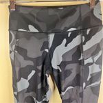 Athleta ‎ Camo Contender Hybrid Powerlift Women's Leggings Size Small Activewear Photo 1
