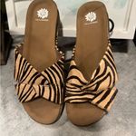 Yellow Box  Kassie Women's Zebra Print Sandals Size 10 Photo 3