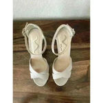 Nina  FEYRA Women's Champagne glam heels open strappy Size 8, In Box 4" heel Photo 6