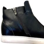 EUC ALL BLACK Leather Hi Top & Zip Ankle Boots Black Size 9.5 Photo 2