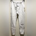 NWT Essentials Fear Of God Essentials Light Oatmeal Sweatpants Size L Gray Size L Photo 3