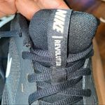 Nike  Revolution Athletic Gorp Fitness Workout Black and White Size 8.5 shoes Photo 6