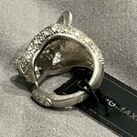 BCBGMAXAZRIA NWT  Rhodium Silver Crystal Studded Panther Cocktail Ring Size 5 Photo 3