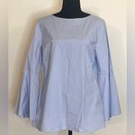 Ann Taylor - Petite Poplin Flute Sleeveā Blouse baby blue
Size M Photo 2