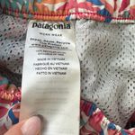 Patagonia  Women's Barely Baggies Shorts 2½" Wild Waratah/Reef Pink, Size S, EUC Photo 5