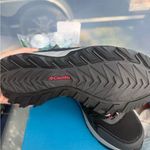 Columbia  Black and Gray Athletic Shoes with Modern Design 9W Photo 1