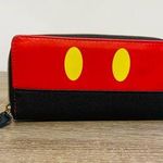Danielle Nicole Dani by Disney Mickey Mouse wallet Photo 0