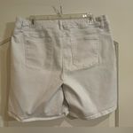 Westbound  white shorts. The Park Avenue Fit. Size 14. Photo 1