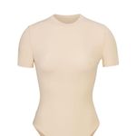 SKIMS Fits Everybody T-Shirt bodysuit shade Tan Photo 0