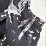 Mondetta Abstract Criss Cross Back Sports Bra in Black/Gray/White - XS/SMALL Photo 11