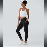 Halara  Softlyzero™ Crossover Pocket Plain Leggings-UPF50+ Photo 6