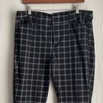 Old Navy  Pixie Pants Women’s Size 16 Photo 1