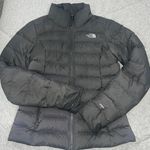 The North Face  700 Down Puffer Jacket Women’s Small Photo 1