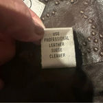 Women’s vintage brown Vakko leather jacket with perforated detailing. Size L Photo 6