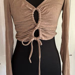 Windsor  Womens Sexy Ruched Keyhole Front V-Neck Long Sleeve Crop Top Sz M Photo 0