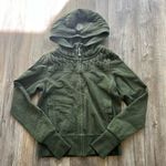 Lululemon Sweater Photo 0