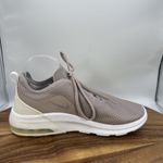 Nike Air Max Motion 2 Low Top Shoes Sneakers Beige AO0352-203 Women's 9 Photo 4