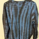 Sundry  Evereve Women’s Blue Black Tie Dye Side Zip Crew Neck Pullover Sweatshirt Photo 3