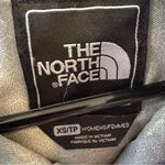 The North Face  HyVent 2.5L Grey Rain Jacket/Windbreaker Photo 3