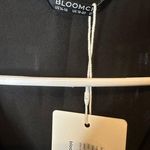 Bloomchic  NWT crochet shoulder black sleeveless wrap vneck front size 14/16 Photo 3