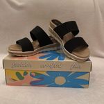 Easy Street  Women’s Sandals Photo 1