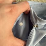 Lululemon  light blue speed up high rise 2.5” size 8  Photo 4