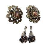 Lot of 2 Vintage Clip On Earrings Flower Rose Floral Costume Gold Photo 0