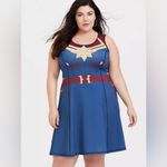 Her Universe Marvel  Sz 4(26) PERFECT SHAPE Photo 1