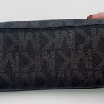 Michael Kors  long Signature Snap Wallet Photo 2