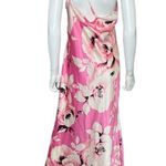 The Fashion Poet Rose One Photo 3