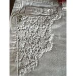 Amethyst Jeans Amethyst Embroidered White Low  Rise Shorts Sz 11 NWT Photo 5