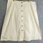 EVRI Eyelet Button Front Skirt White A Photo 0