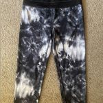 Danskin  black and white tyedye capris cropped leggings size xsmall with strings Photo 0