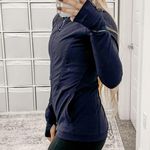 Lululemon  Rain-On Train-On Jacket Naval Blue Photo 3
