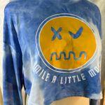 SheIn  Blue Tie-Dye Long Sleeve with Yellow Smile Graphic Photo 0