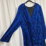 Torrid  Blue Velvet Burnout Long Sleeve Shirred Dress Sz.28 NWT Photo 8