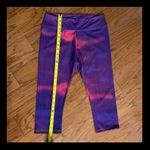 Take A Walk purple & pink yoga Capri pants - size Medium Photo 8