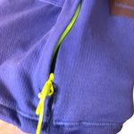 Lululemon  Lightweight Cinched Hem Hiking T-Shirt - Charged size 8 Photo 6